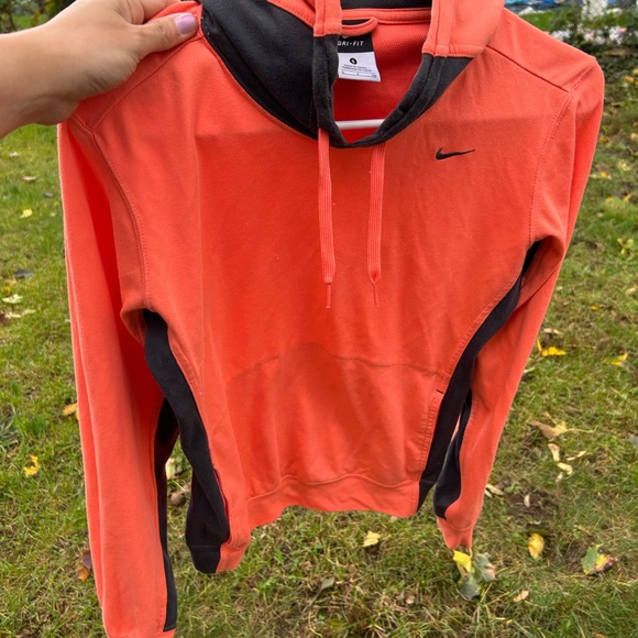 Nike Tops - Nike Dry fit hoody